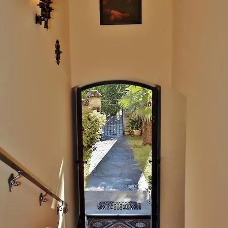 Alojamento de Acomodação e Pequeno-almoço Azalea Cannobio